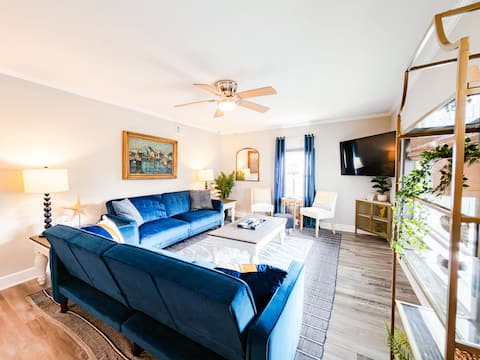 Top Airbnb: Dolce Vita: 2 Bed/Bath Condo in Tybee Island
