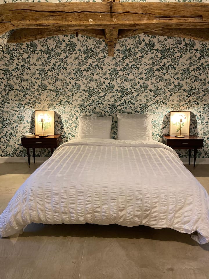 غرفة النوم 1