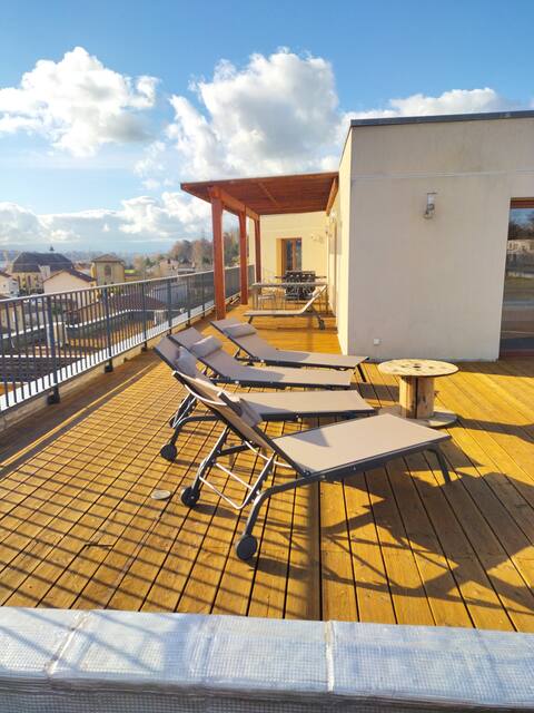 Terraces with private hot tubs