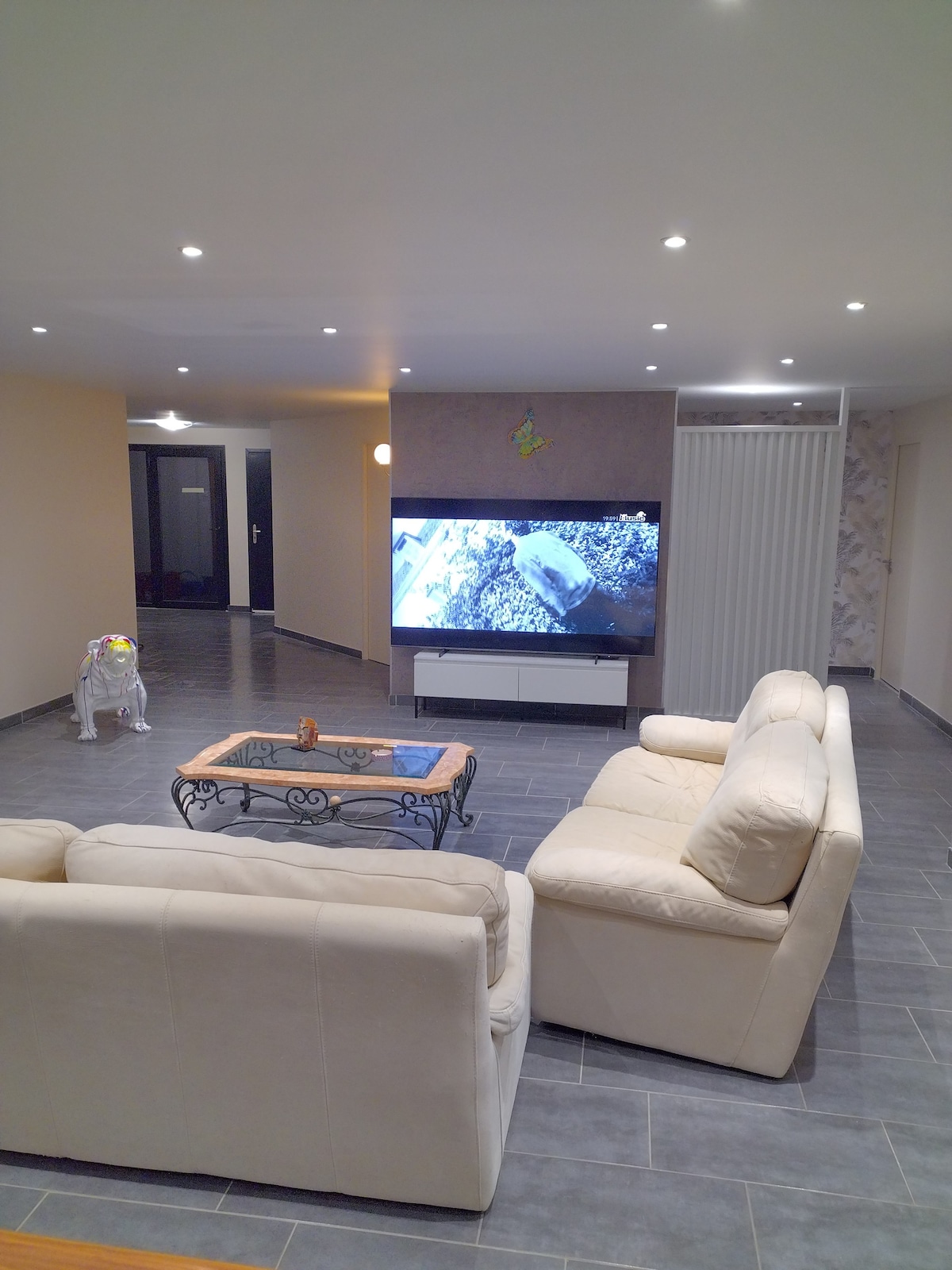 Airbnb con migliori performance: Terraces with private hot tubs a Archidiocèse De Lyon