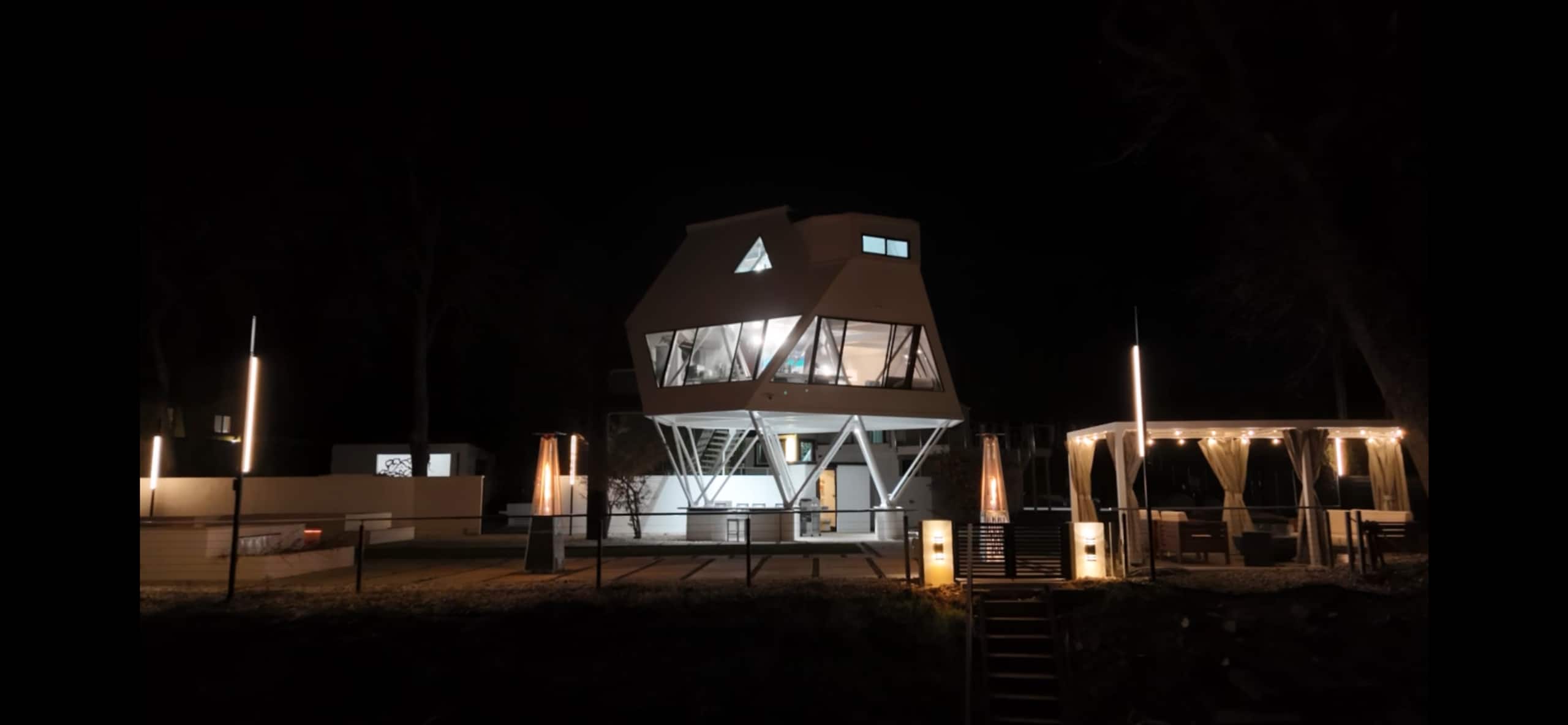 Spaceship Riverfront Home with Private Dock - Photo 302