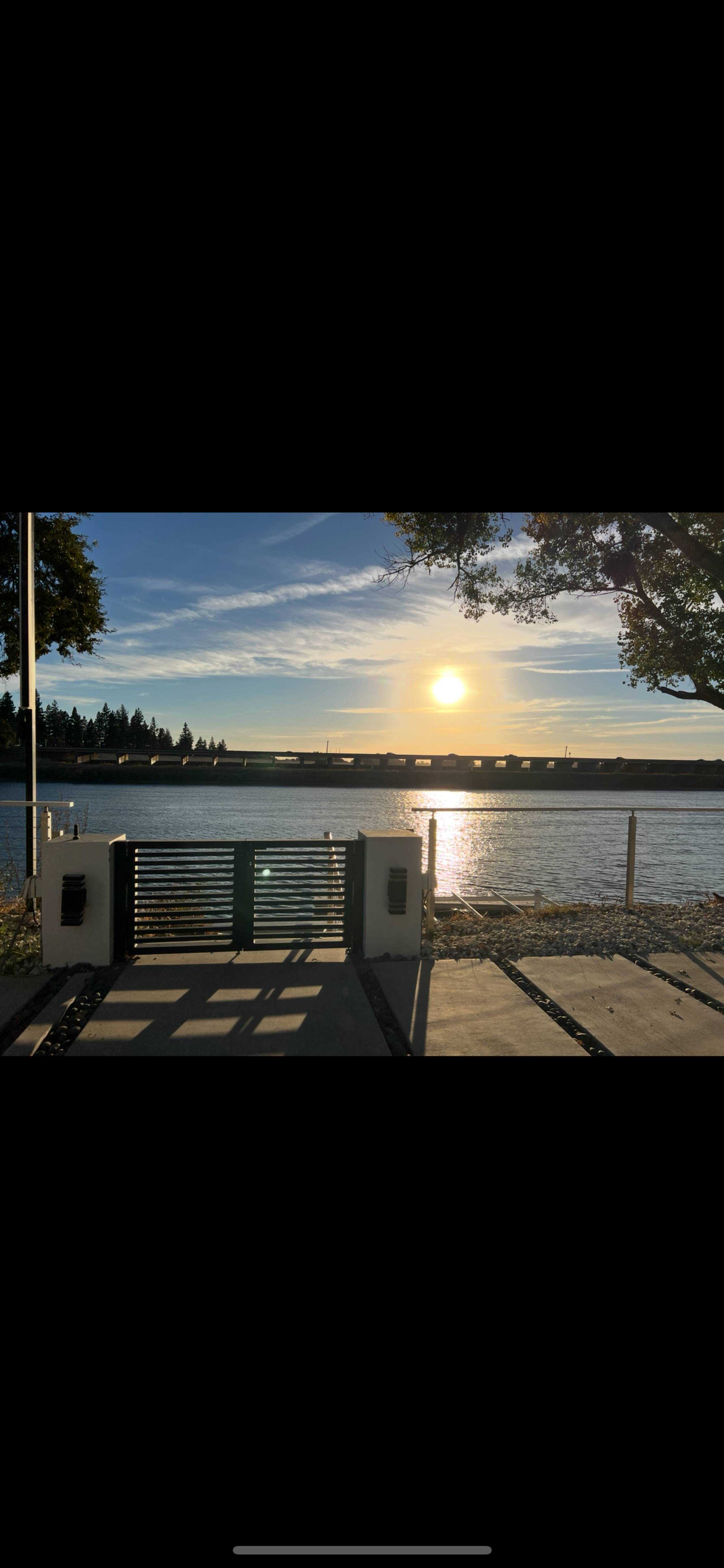 Spaceship Riverfront Home with Private Dock - Photo 295