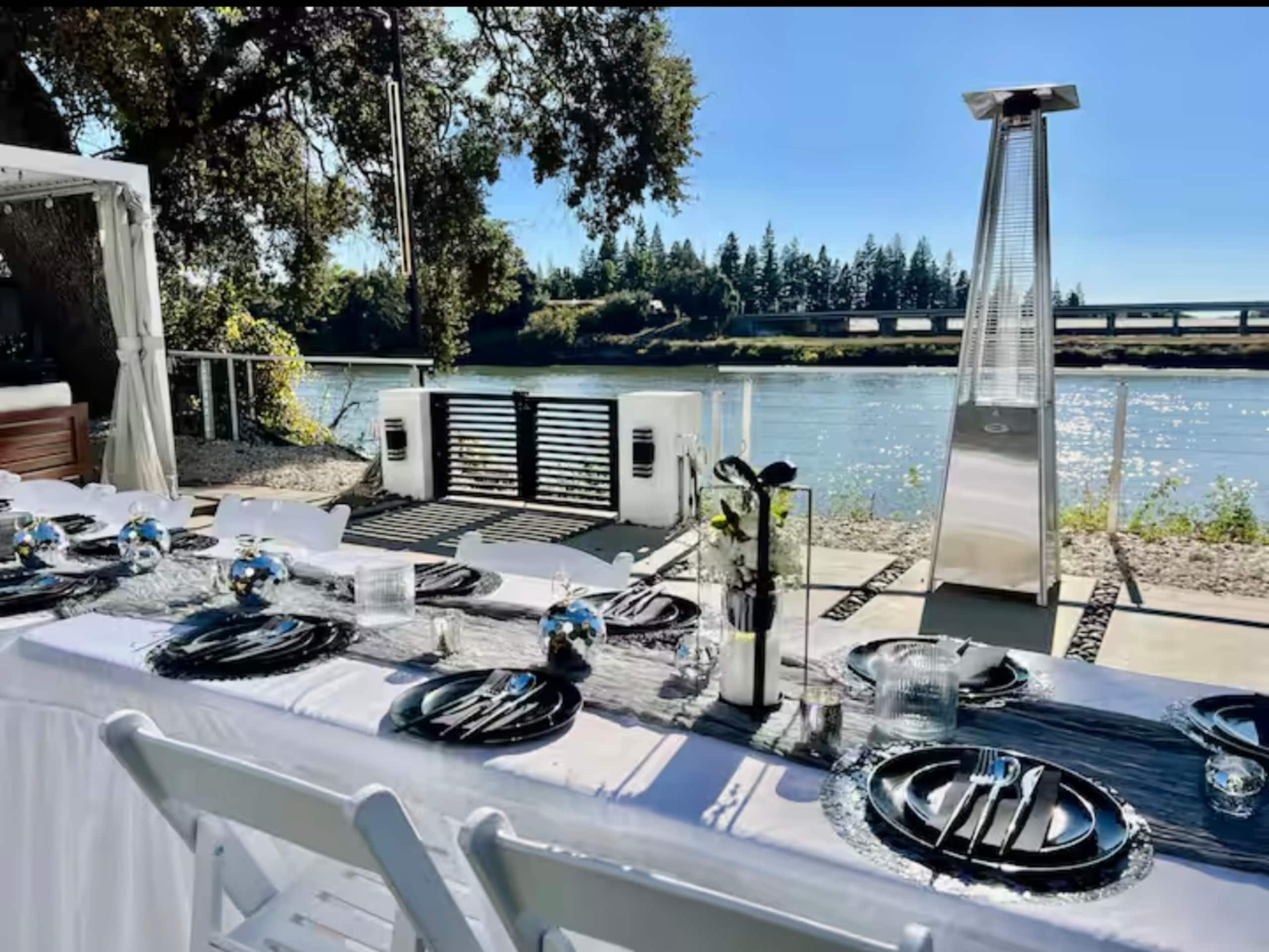 Spaceship Riverfront Home with Private Dock - Photo 316
