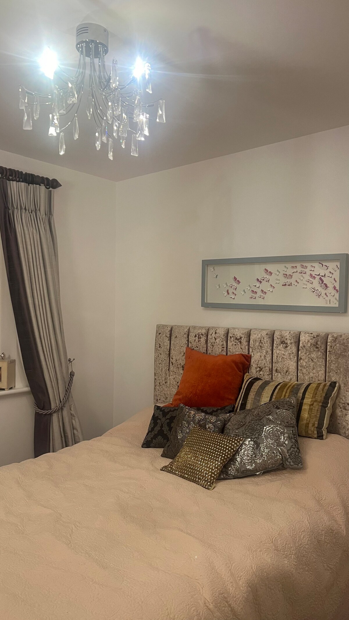 מיטת מזרן נוחה עם קצף..