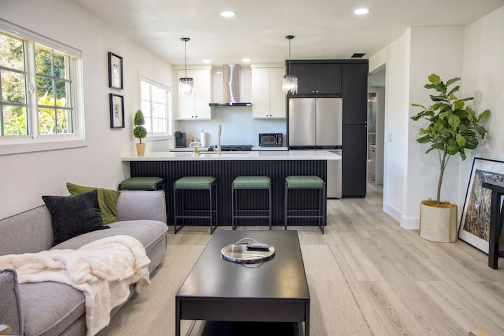 Brand New Stylish retreat 4bd3ba near Disney&DTLA