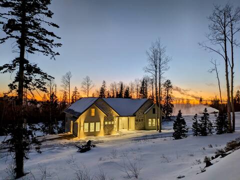 *BRAND NEW* World Adventure at Aspen Crest