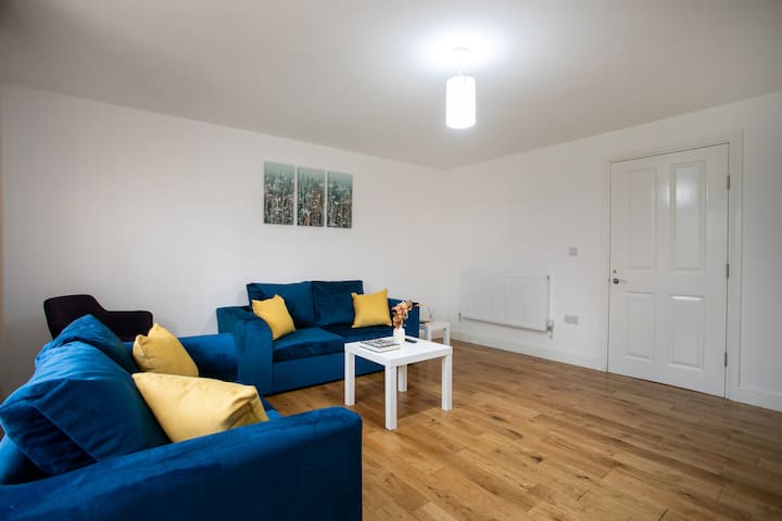 Weekly Escape |20% Off |Wifi |Parking |Sleeps 10 - Leicester