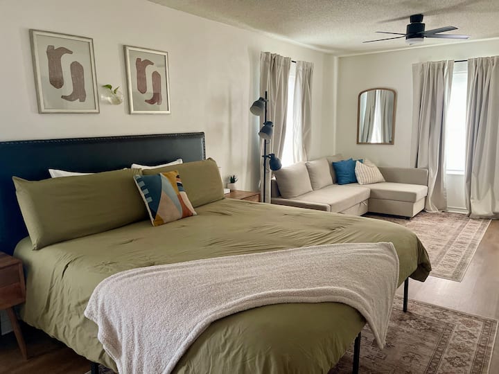 საძინებელი 1