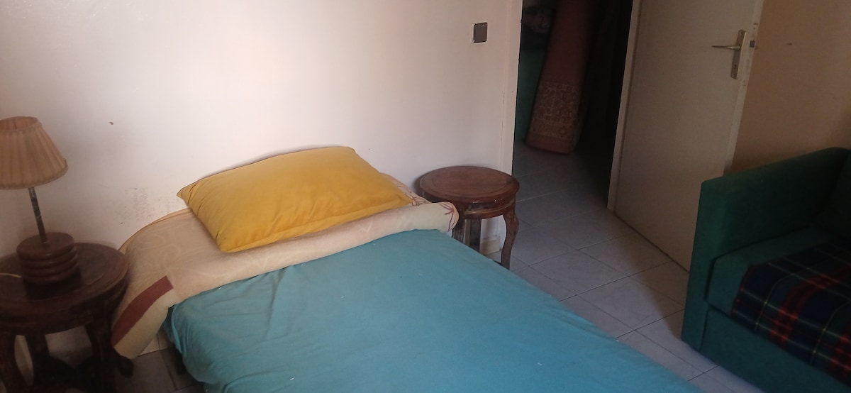 Condo in Casablanca  439  1 bedroom  2 beds  1 shared bath - image 4