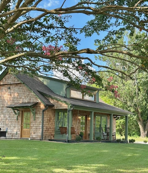 The Green Mountain/Family-Pets