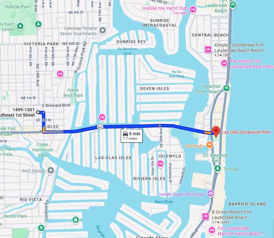 LAS OLAS Walkable Retreat [4BD/3BTH] gallery image 3