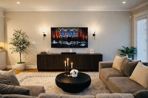 Top Airbnb: Central Heights Home in Houston