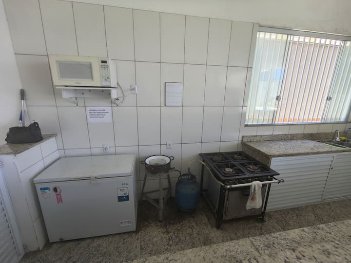Espaço Com 4 Suítes - Rio das Ostras