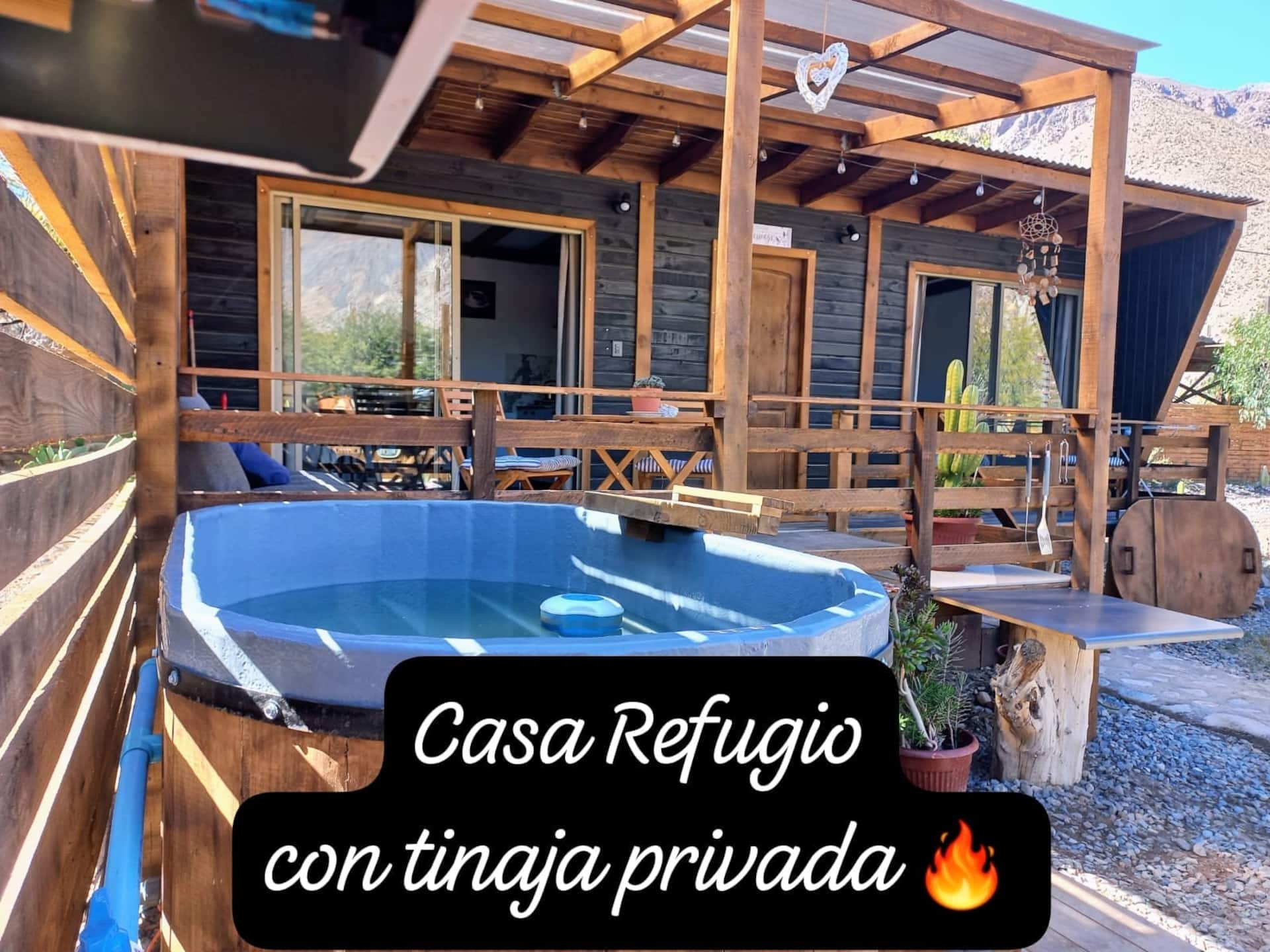 Refuge House in Rivadavia with Private Tinaja