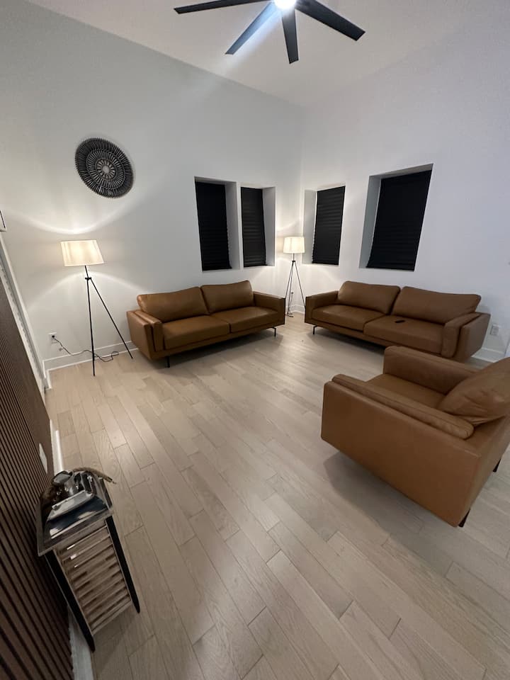 New!| Apartment Whiting In5 - Hammond, IN