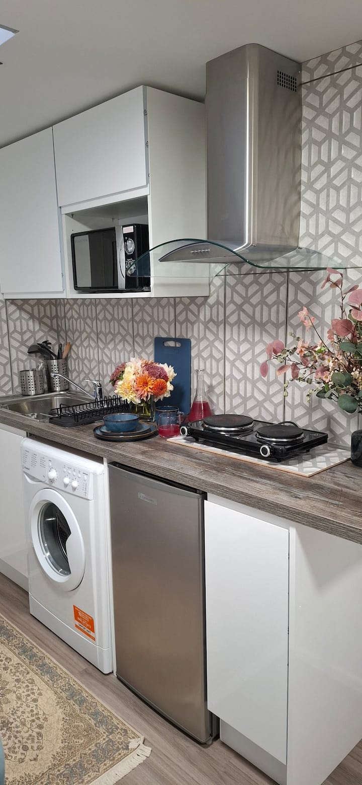 Beautiful Cozy Studio - Kingston University London Kingston Hill Campus