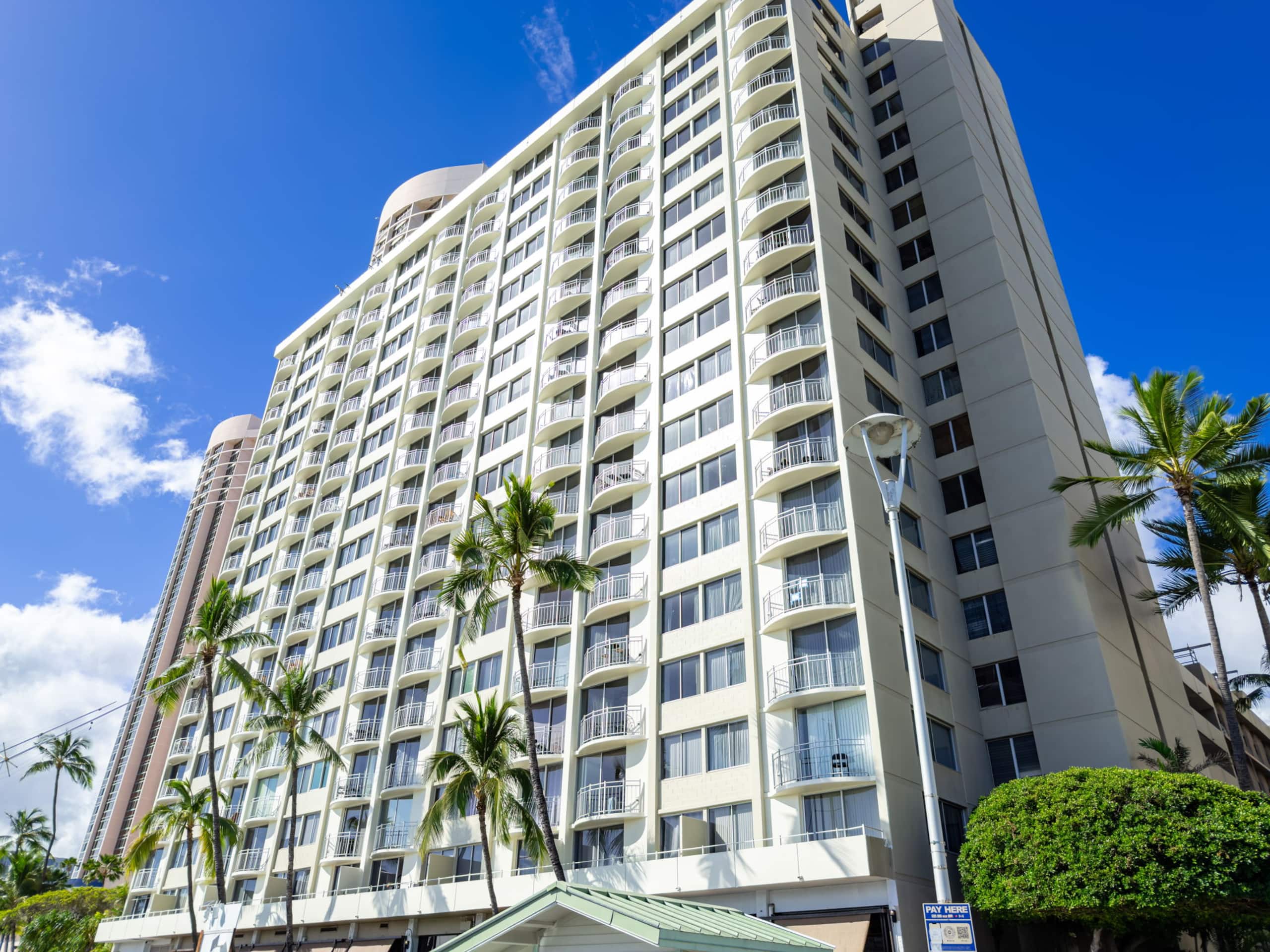 Waikiki Fireworks + Waterfront Marina - Image 36