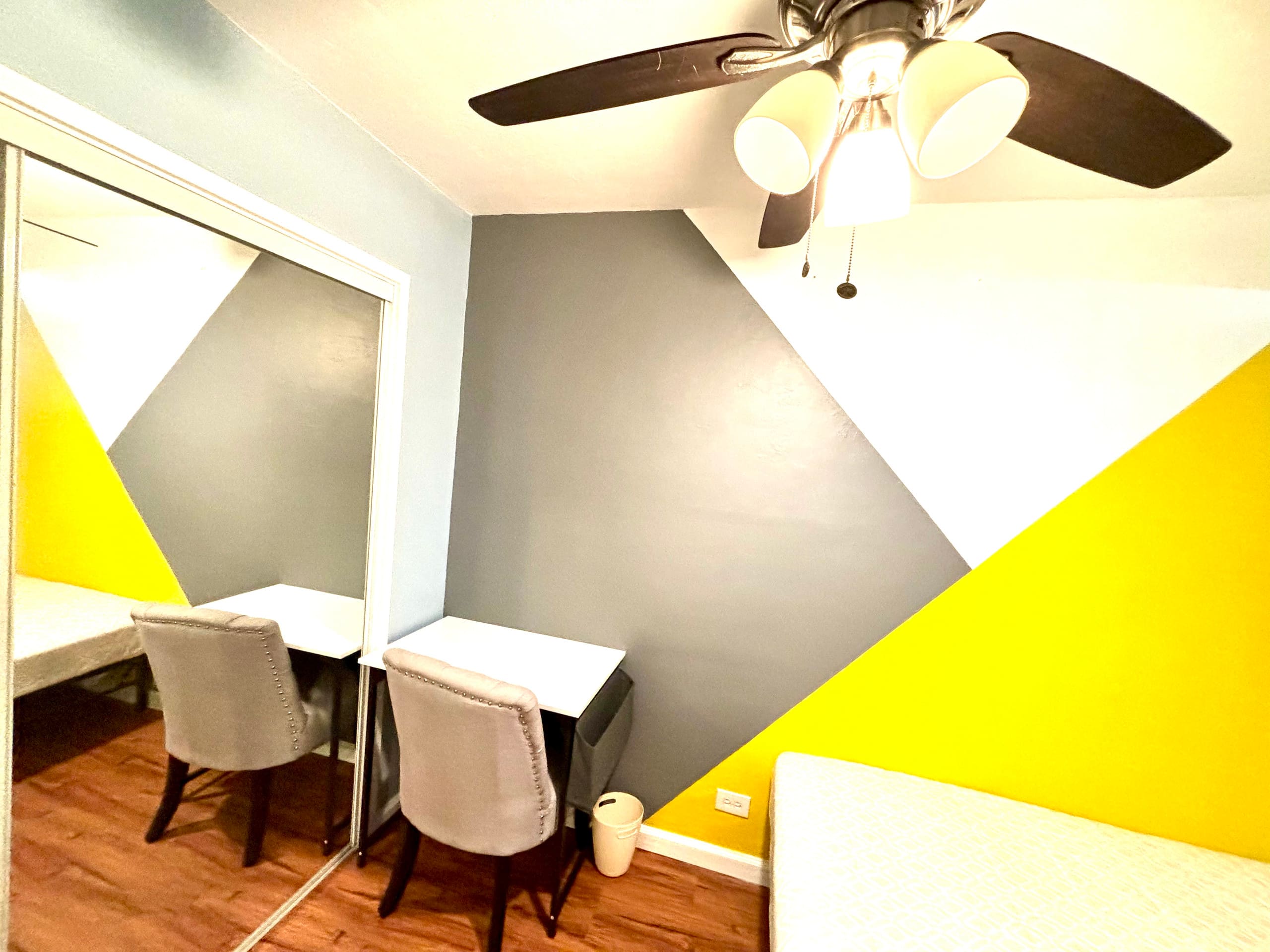 Budget-Friendly 2-bedroom heart of Waikiki/kitchen - Image 26