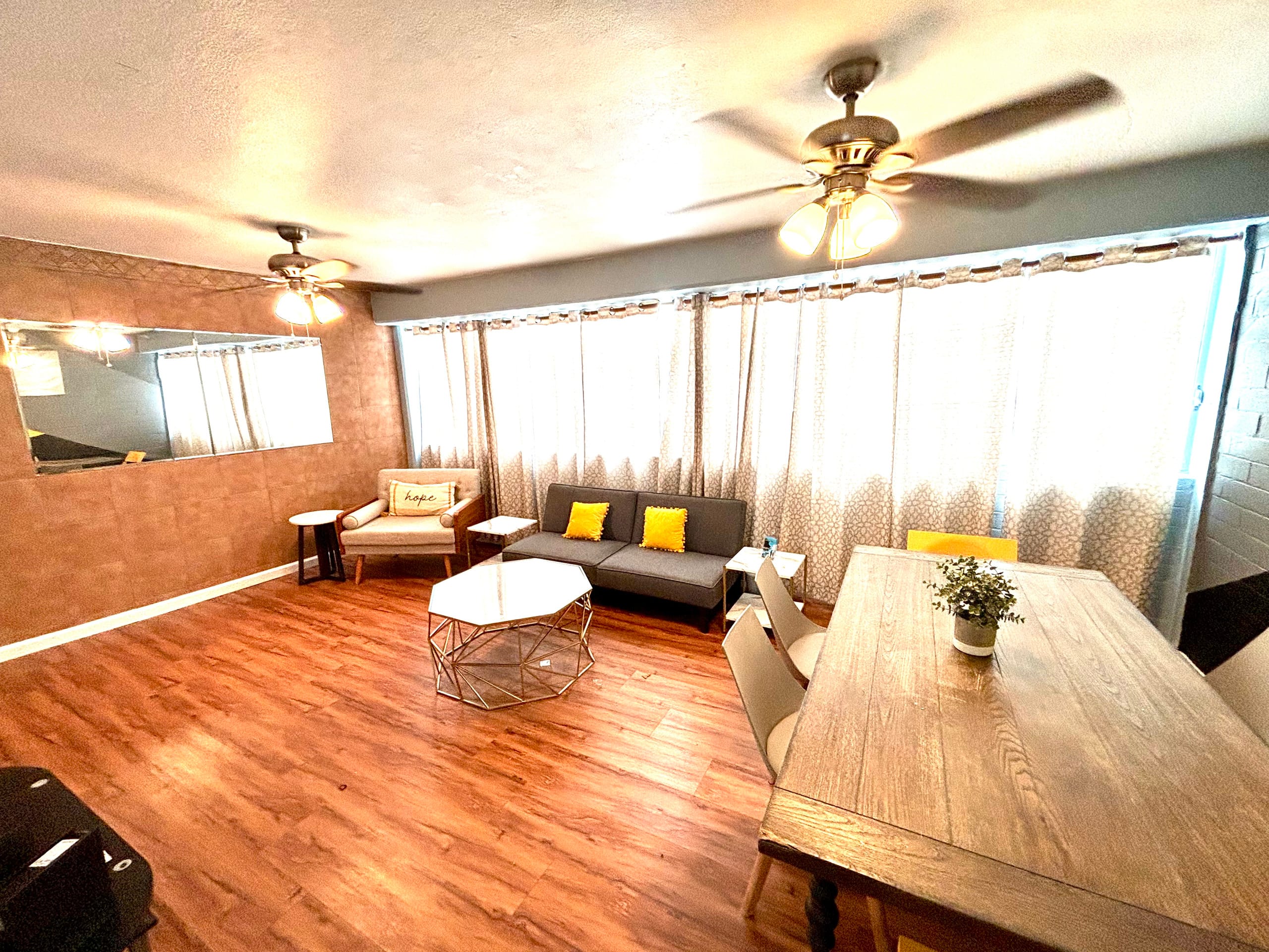 Budget-Friendly 2-bedroom heart of Waikiki/kitchen - Image 7