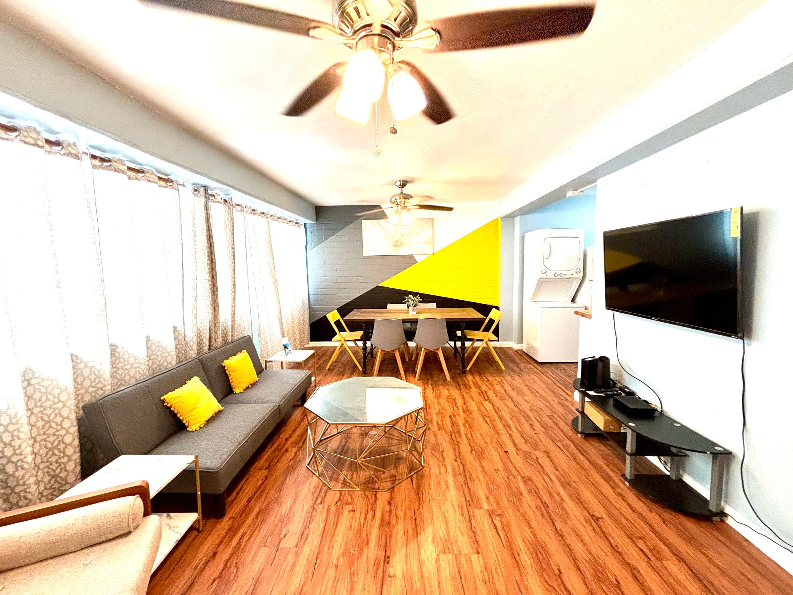 Budget-Friendly 2-bedroom heart of Waikiki/kitchen - Image 6