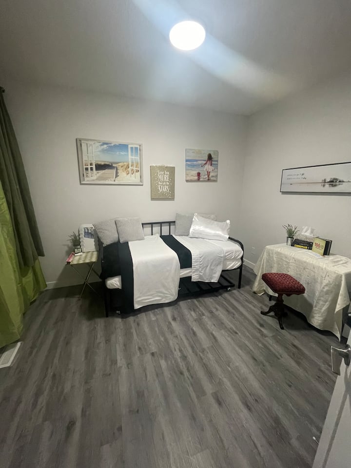 ¡Formación de sofá cama con un montón de espacio para estiramientos y yoga!