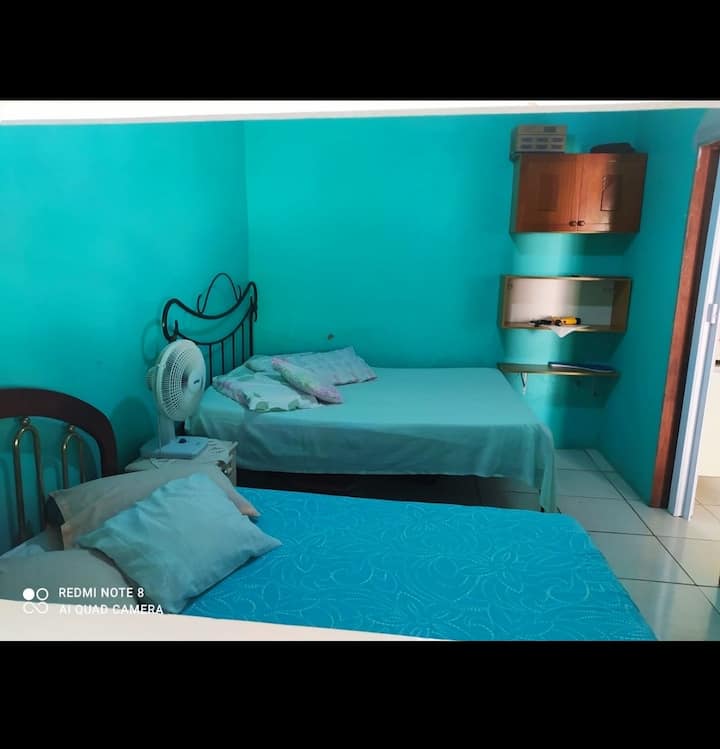 غرفة النوم 2