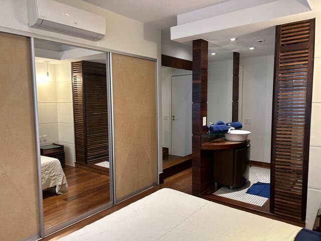 Apt.Inteiro frente Mar 3 Qt e banheiro privativo gallery image 5