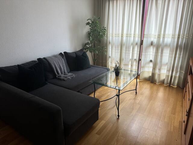 Apartamento barajas gallery image 4