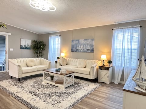 Beautiful 2 bedroom 2 bath home