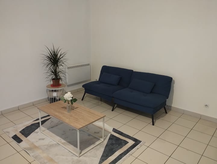 Appartement Entier  Calme Et Spacieux (2 Chambres) - Mantes-la-Jolie