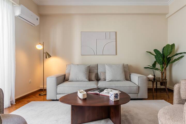 Kolonaki Cozy Flat Downtown gallery image 2