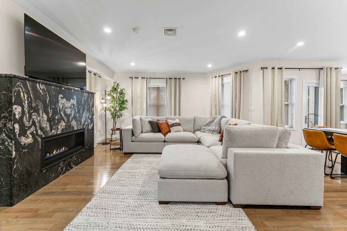 ยูนิตที่ 2 ห้องนั่งเล่น