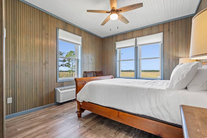 Queen Bed