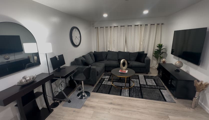 5BR-3bt Home near EWR | NYC | ADreamMall | MetLife