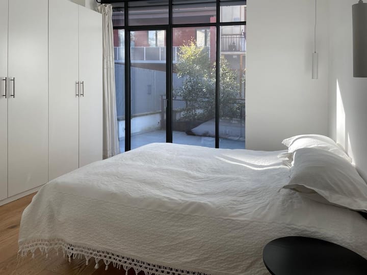 საძინებელი 1