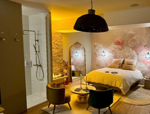 Unusual and refined "La bohème"