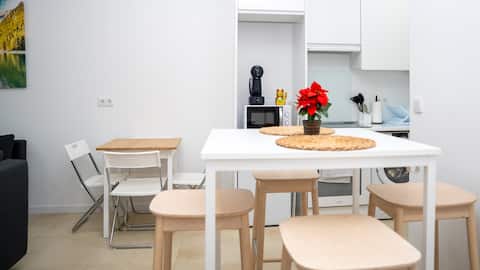 Apartment | Crib | Metro | 6 people