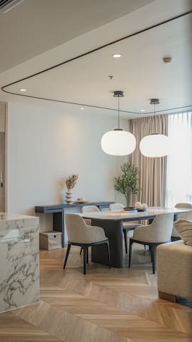 Stylish Spacious 3BR near Thonglor gallery image 4