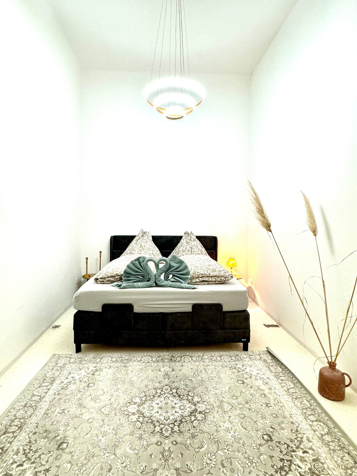 Bedroom 3 image 1