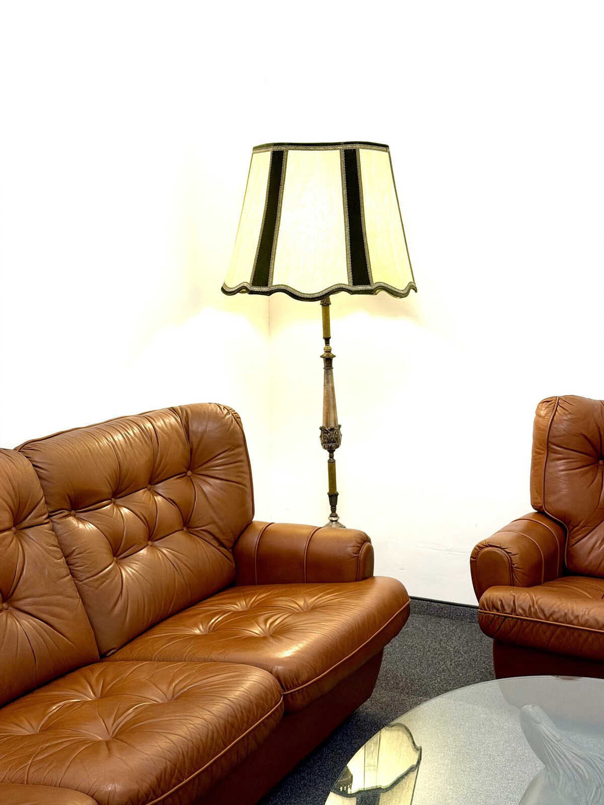 Living room image 1