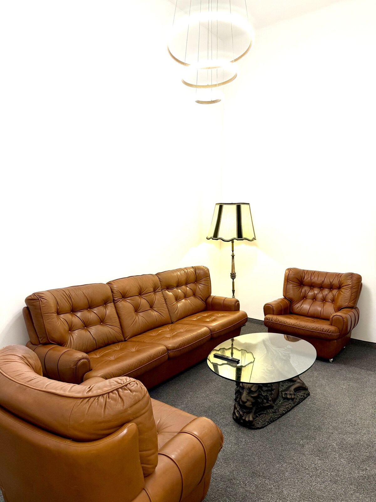 Living room image 2