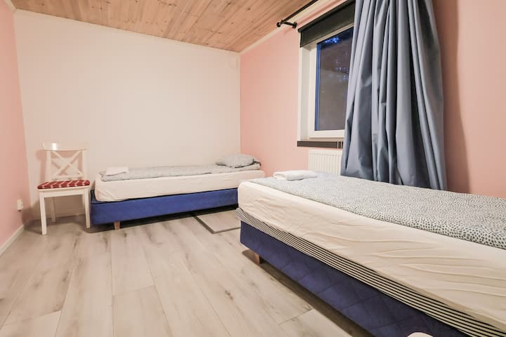 غرفة النوم 2