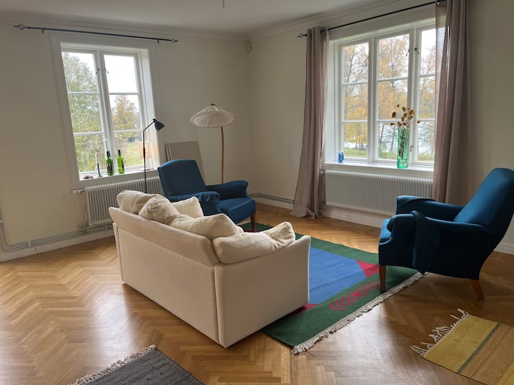 Lantlig Idyll I Herrgårdsmiljö - Jönköping