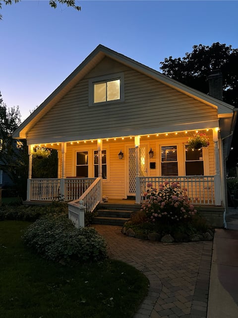 Charming Ferndale Bungalow