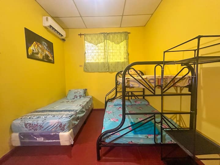 غرفة النوم 1