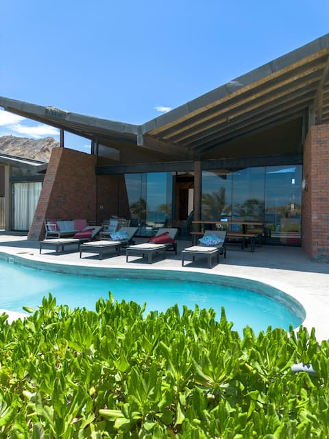 Casa Killa 1st row Punta Sal