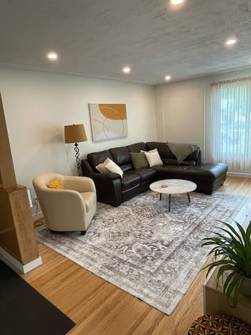 Come Stay at the Cormack’s in River Heights