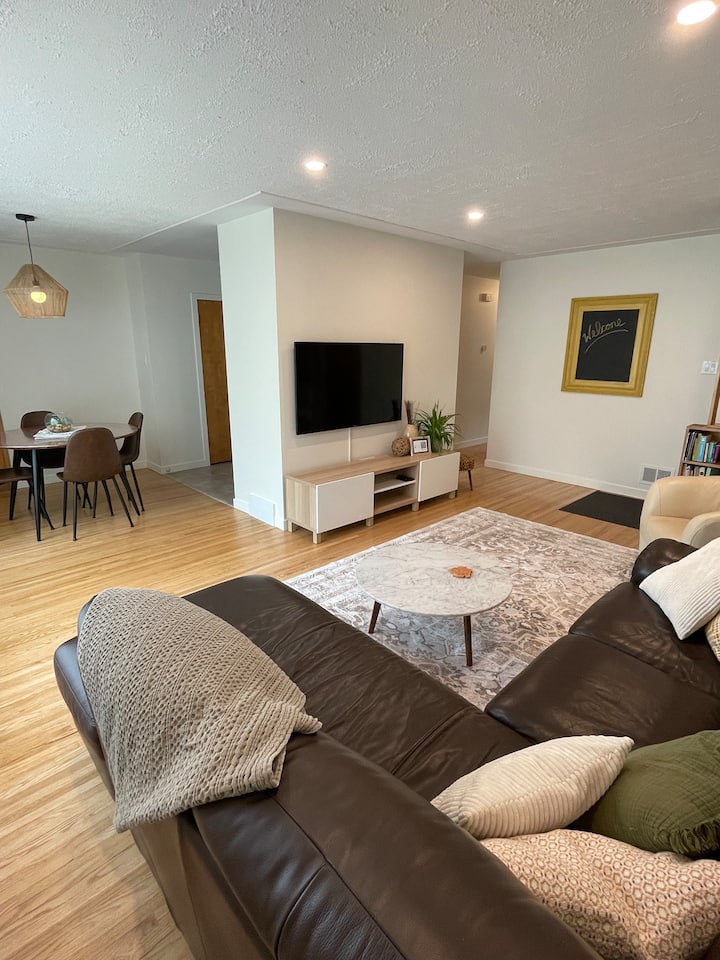 Come Stay At The Cormack’s In River Heights - University of Manitoba