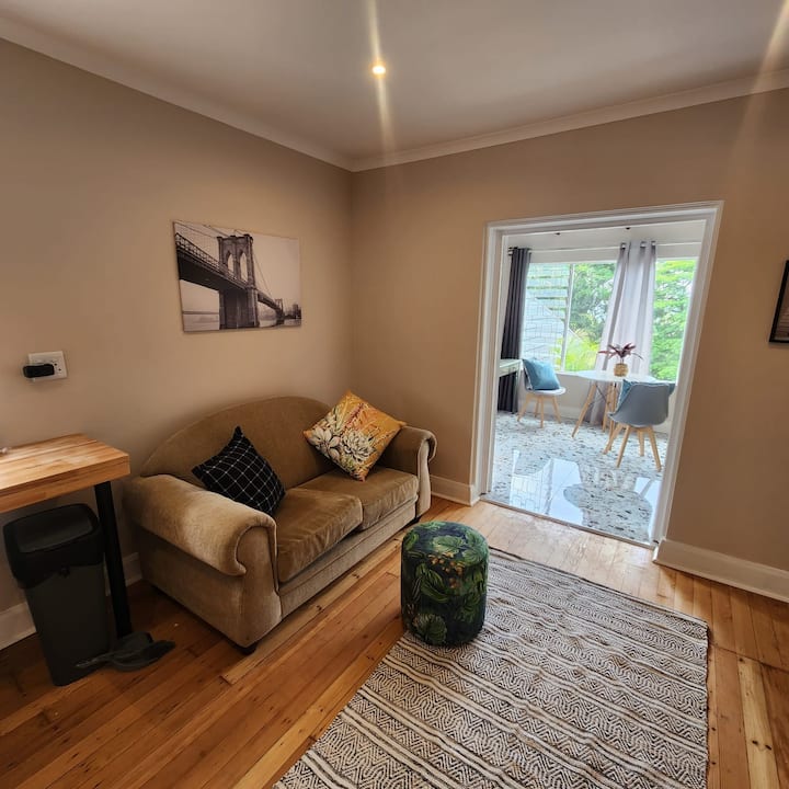 Gramercy Garden- 1 Bed & Garden - Durban