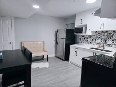 Popular Airbnb listing: Luxury suite near Skytrain w/ AC in Fleetwood